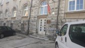 UŽAS NA CETINJU: Muškarac (61) se razneo bombom u zgradi Tužilaštva