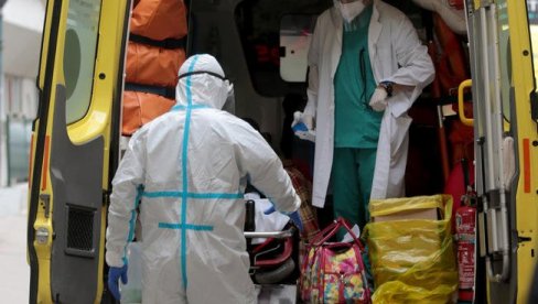 RASTE BROJ NOVOZARAŽENIH: U Grčkoj registrovano skoro 1.500 novih slučajeva virusa korona, preminulo 17 osoba