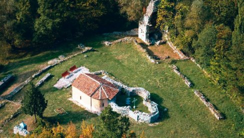 ТО ПАРАЋИН ДРУГА НАГРАДА: Признање за фотографију на републичкој изложби у Лесковцу