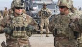 У СКЛАДУ СА ВАНРЕДНОМ ОДЛУКОМ ТРАМПА: Војска САД делује на граници са Мексиком