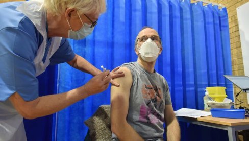 PRVE DOZE VAKCINE STIŽU U FEBRUARU: Ministar Filipče objavio kada kreće imunizacija građana