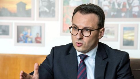 НАЈЈАЧИ КАД НАМ ЈЕ НАЈТЕЖЕ: Петковић честитао Српској листи убедљиву победу НАЈЈАЧИ КАД НАМ ЈЕ НАЈТЕЖЕ: Петковић честитао Српској листи убедљиву победу