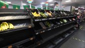UŽAS U VELIKOJ BRITANIJI: LJudi jednu hranu za pse, obroke podgrevaju pomoću sveća UŽAS U VELIKOJ BRITANIJI: LJudi jednu hranu za pse, obroke podgrevaju pomoću sveća