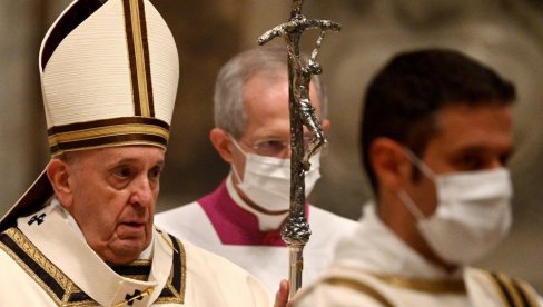 NA POMOLU NOVA PRAKSA KATOLIČKE CRKVE Papa Franja: Postoje načini da se blagoslove istopolne zajednice