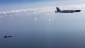 НАПЕТОСТ РАСТЕ У ЛАТИНСКОЈ АМЕРИЦИ: Ф-16 РВ Венецуеле појурили да пресретну америчке бомбардере Б-52 изнад Карипског мора (ВИДЕО)