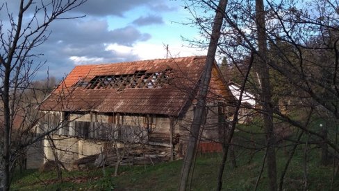 JOŠ JEDNO SRPSKO SELO STRADALO U ZEMLJOTRESU: Potresne fotografije iz Bijelih Voda kod Gline (FOTO)