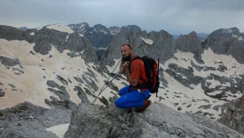 ZA NJEGA POSLA NEMA, OSIM KAD SPASAVA ŽIVOTE: Ahmeta Rekovića, iz Plava, zovu kad se ljubitelji prirode izgube na surovim Prokletijama