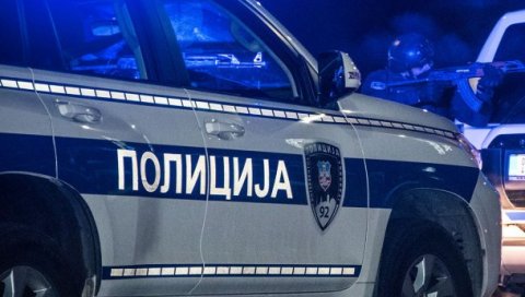 ПОЛИЦИЈА У БЕОГРАДУ ЗАУСТАВИЛА БАХАТОГ ВОЗАЧА: Возио 141,5 на сат, без возачке дозволе и под дејством наркотика