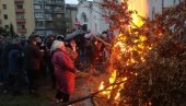 TAČNO U PONOĆ: Počela božićna liturgija u Hramu Svetog Save