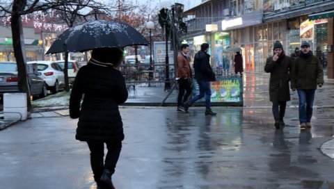 МАЛО КИШЕ, МАЛО СНЕГА: Временска клацкалица у Србији, лепо време тек у четвртак, па опет промена