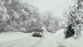 PRIJEPOLJSKA SELA BEZ STRUJE: Sneg od pola metra ostavio hiljadu domaćinstava bez električne energije