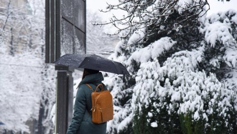 СРБИЈА ОКОВАНА СНЕГОМ: Током дана хладно, падаће киша и снег, мраз и наредних дана