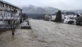 VANREDNA SITUACIJA U VLASOTINCU: Izlila se Vlasina, pod vodom 30 domaćinstava