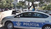 ДЕВОЈКА ИЗ НОВОГ САДА ПОГИНУЛА У БУДВИ: Одвезала се са сајле током парасејлинга - са 50 метара пала у море