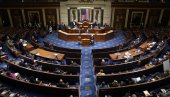 ЗБОГ НАПАДА НА ИРАН ТРАМПУ ПРЕТИ ОПОЗИВ? Поделе у Конгресу САД, републиканци уз Доналда, демократе га куде