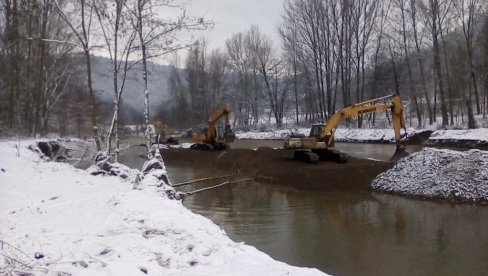 VLASOTINCE DOBILO VODU: Apel građanima da je ne koriste za piće i pripremu hrane