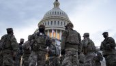 ТРАМП СЕ НИЈЕ ШАЛИО: Амерички војници Националне гарде у Вашингтону почели да носе оружје