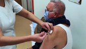 НАСТАВЉЕНА РЕВАКЦИНАЦИЈА У ПАРАЋИНСКИМ СЕЛИМА: Данас била на реду Трешњевица, обезбеђено осамдесетак доза “синофарма”