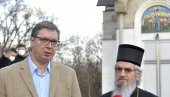 POKUŠAĆEMO DA NAPRAVIMO FABRIKU VAKCINA U SRBIJI: Predsednik Vučić objavio dobre vesti POKUŠAĆEMO DA NAPRAVIMO FABRIKU VAKCINA U SRBIJI: Predsednik Vučić objavio dobre vesti