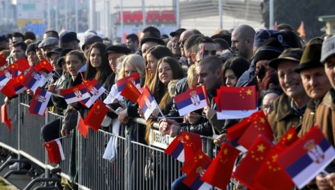 ТРУЈУ СВЕТ О УТИЦАЈУ КИНЕ: Шта се крије иза писма европских посланика наводно забринутих за екологију у Србији