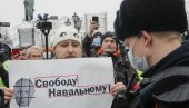 ПЕКИНГ СЕ СОЛИДАРИШЕ СА МОСКВОМ: Кина осудила мешање САД у унутрашње ствари Русије