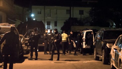 7, 5 ТОНА КОКАИНА НАЂЕНО МЕЂУ СМРЗНУТОМ ТУЊЕВИНОМ: У Шпанији ухапшено 20 особа, припадника две криминалне групе са Балкана