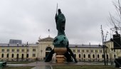 VANDALIMA NIJE SVET NI STEFAN NEMANJA:  Ministarstvo kulture osudilo skandalozno skrnavljenje spomenika na Savskom trgu  u Beogradu