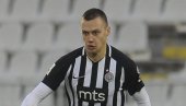 SRBIN MENJA KRSTOVIĆA U LEĆEU: Bivši igrač Partizana blizu prelaska u Seriju A SRBIN MENJA KRSTOVIĆA U LEĆEU: Bivši igrač Partizana blizu prelaska u Seriju A