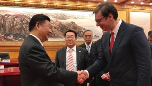 SRBIJA STOJI RAME UZ RAME SA SAD I RUSIJOM! Analitičari za Novosti o značaju posete Vučića Kini