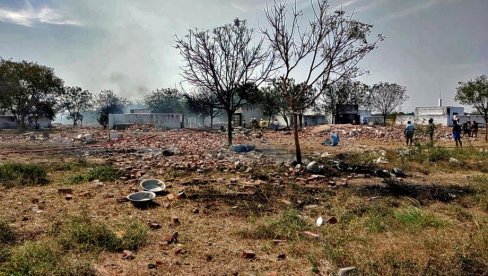 NIZ EKSPLOZIJA U FABRICI: Poginulo najmanje 19 osoba, povređeno 34 (VIDEO)