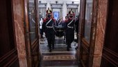 ПОСЛЕ ДУГОГОДИШЊЕ БОРБЕ: Преминуо бивши аргентински председник који је наоружавао Хрвате током рата