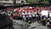 DEMONSTRANTIMA PRETI 20 GODINA ZATVORA: Vojne vlasti u Mjanmaru zapretile građanima, ako ovo uradite, idete iza rešetaka (FOTO)