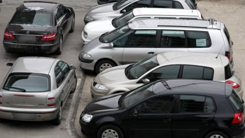 VLASNICI POLOVNJAKA MOGU DA ODAHNU: Za registraciju i izduvne gasove bitan datum proizvodnje, polovina tehničkih pregleda neće raditi VLASNICI POLOVNJAKA MOGU DA ODAHNU: Za registraciju i izduvne gasove bitan datum proizvodnje, polovina tehničkih pregleda neće raditi