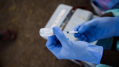REKORD U FRANCUSKOJ: Za jedan dan vakcinisano više od pola miliona građana