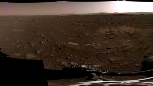 STIGLE NOVE FOTOGRAFIJE MARSA: Rover Istrajnost poslao prve panoramske prizore Crvene planete (FOTO) STIGLE NOVE FOTOGRAFIJE MARSA: Rover Istrajnost poslao prve panoramske prizore Crvene planete (FOTO)