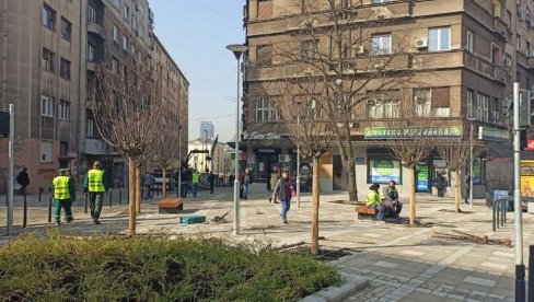NAPALI I OPLJAČKALI: Incident u Balkanskoj ulici, upali u prodavnicu mobilnih uređaja