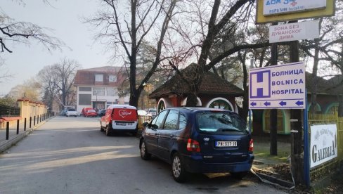 LOŠE BROJKE U PARAĆINU: Na kovid-odeljenju 57 bolesnika, još dva preminula!