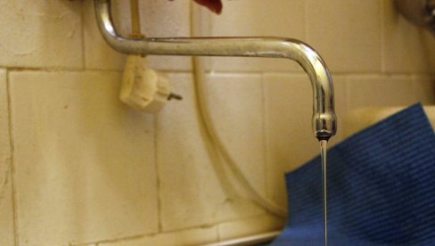 SUVE ČESME U UTORAK: Bez vode deo Vračara i Savskog venca