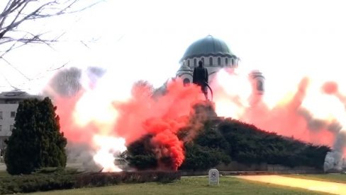 ЦЕО ГРАД ОБОЈЕН У ЦРВЕНО-БЕЛО: Овако су звездаши прославили рођендан клуба (ВИДЕО)