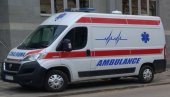 ТРУДНИЦА ПОВРЕЂЕНА У УДЕСУ НА ЧУКАРИЦИ: Превезена у болницу због болова у стомаку