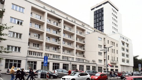 ЗАТВОР ЗА ОЦА ДЕЧАКА (16), КОЈИ ЈЕ ПУЦАО У БАБУ И ДЕДУ, ПА СЕБЕ? Поднет оптужни предлог после језивог злочина на Звездари