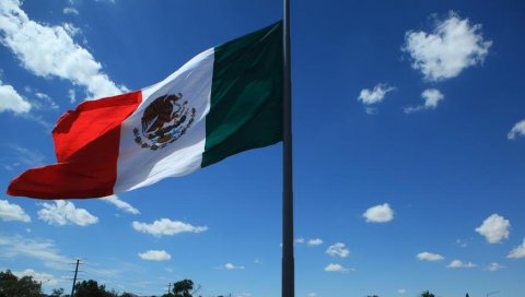 МАСАКР У МЕКСИКУ: У пуцњави код границе са САД убијено 15 људи