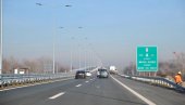 MEĐU POVREĐENIMA I DECA: Teška saobraćajna nesreća na auto-putu Miloš Veliki