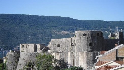 KORAK DO SANACIJE KANLI KULE: Nova istraživanja u hercegnovskom Starom gradu (FOTO)