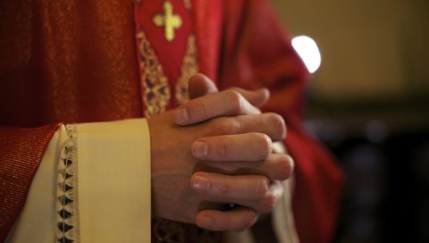 СВЕШТЕНИЦИ ЗЛОСТАВЉАЛИ ПРЕКО 300 МАЛИШАНА: Католичка црква објавила известај сексуално узнемираване деце у Пољској