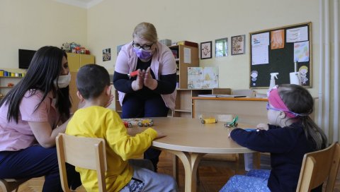 ГРУПЕ МАЊЕ ОД ШЕСТОРО ДЕЦЕ: Конкурс за упис у вртиће почиње у понедељак и важи и за малишане са потешкоћама у развоју од три до седам година