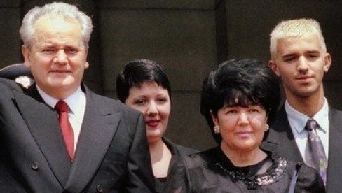 ČEDA SE PLAŠIO MARIJE: Deo scenarija serije Porodica baziran na knjizi Mire Marković - čitajte u Novostima ČEDA SE PLAŠIO MARIJE: Deo scenarija serije Porodica baziran na knjizi Mire Marković - čitajte u Novostima