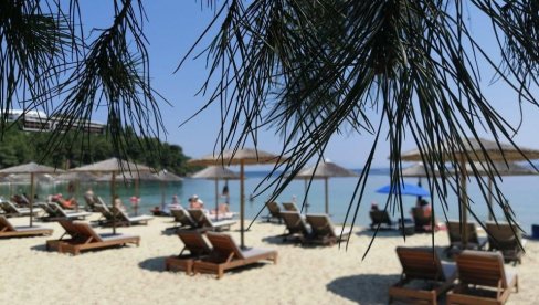 NA OVOM GRČKOM OSTRVU SVE JE JEFTINIJE: Cene kao nekad - turisti ga još nisu otkrili