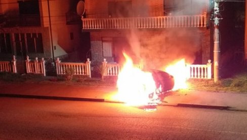 MASKIRAN U DUHA PALIO AUTOMOBILE: Policija uhapsila piromana na Palama