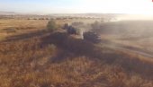 RUSKO MONGOLSKE VEŽBE: Tenkovi jure preko stepe, PVO sistemi obaraju dronove (VIDEO) RUSKO MONGOLSKE VEŽBE: Tenkovi jure preko stepe, PVO sistemi obaraju dronove (VIDEO)